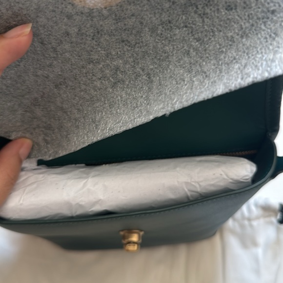 NWT Coach Turnlock Pouch - Picture 5 of 10